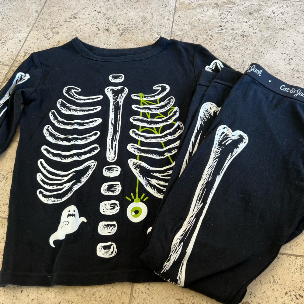 Cat and Jack Size 10 Halloween Pajamas